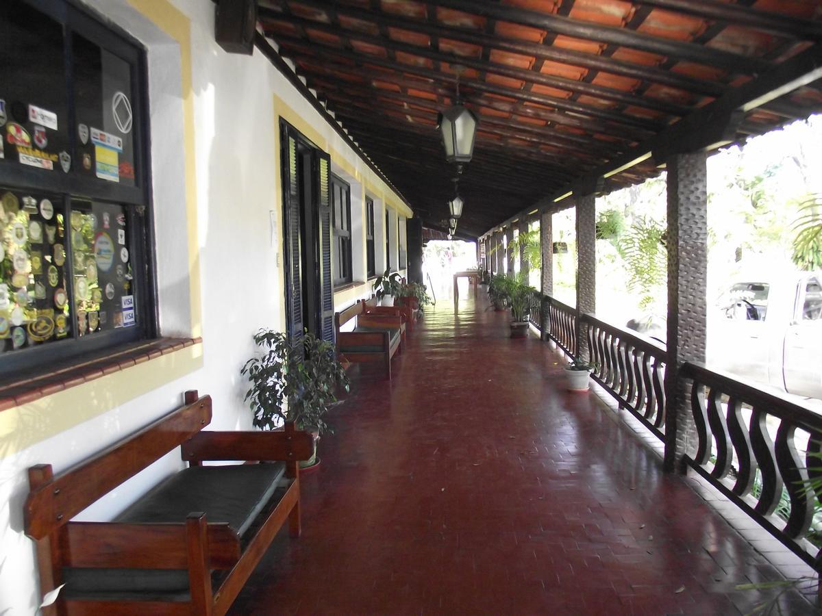 Hotel Miguel Pereira Extérieur photo
